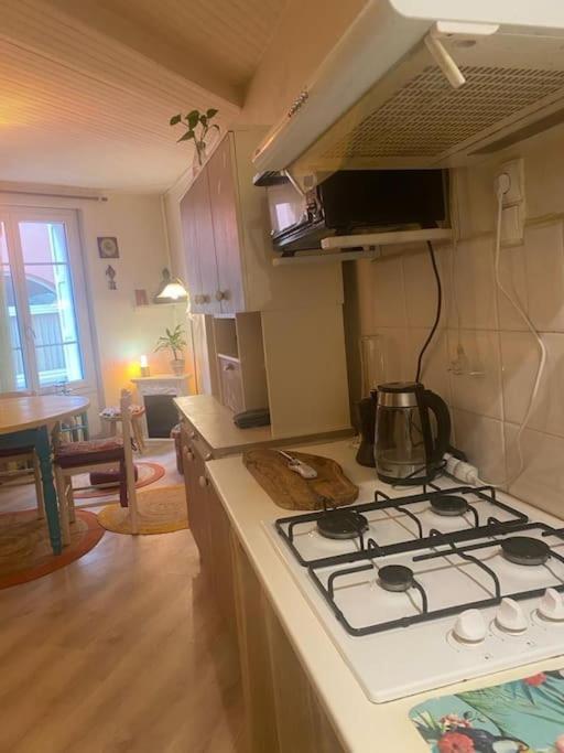 Maison De Resource Avec Cuisine 렌 레 벵 외부 사진